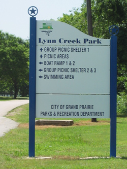 a road sign from Lynn creek park